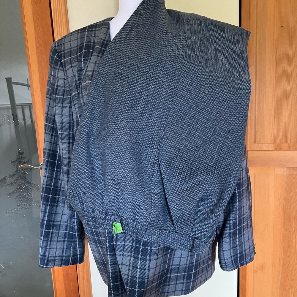 2 piece pants suit, 100% wool